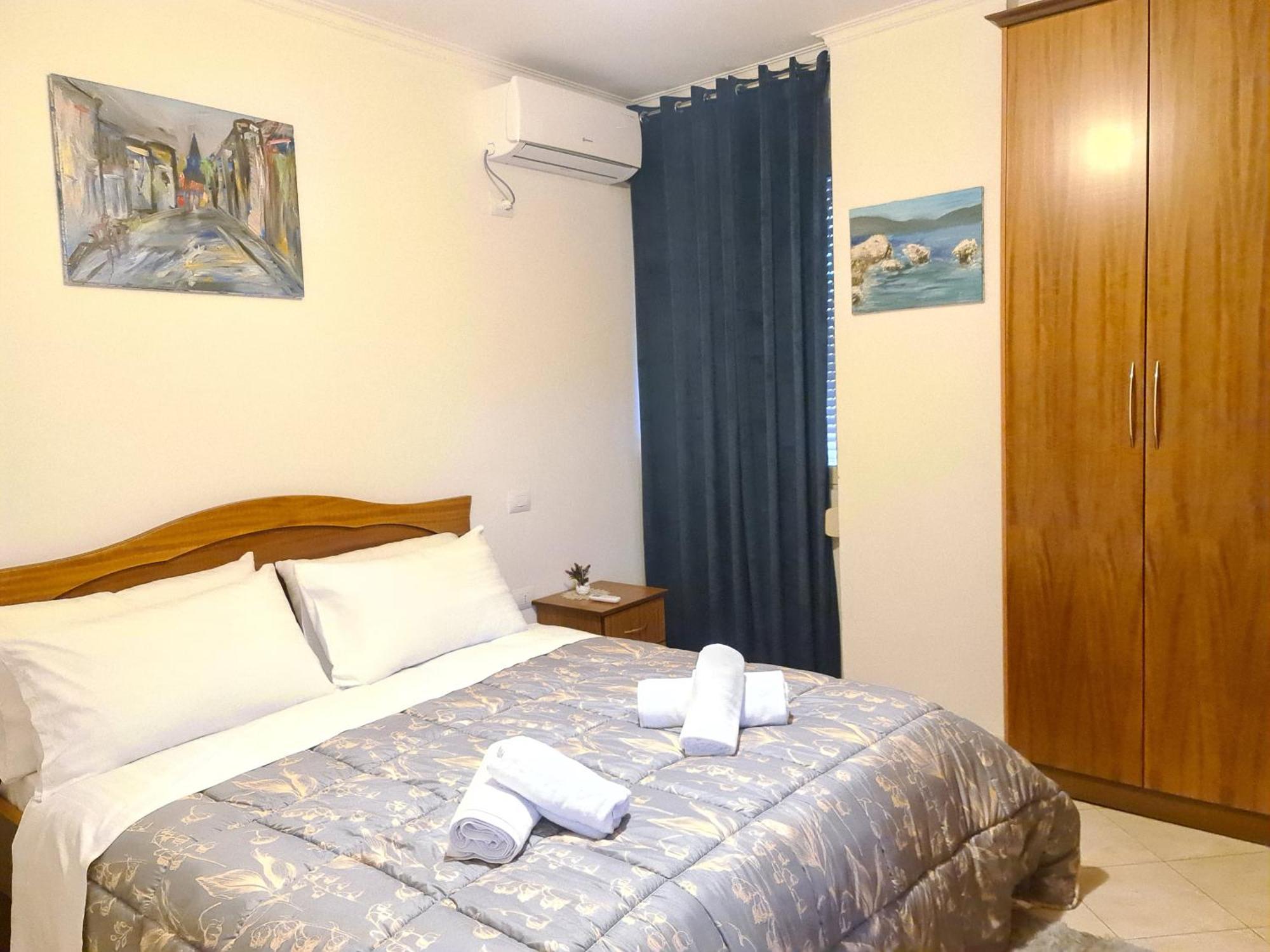 Erin Apartments Vlorë エクステリア 写真