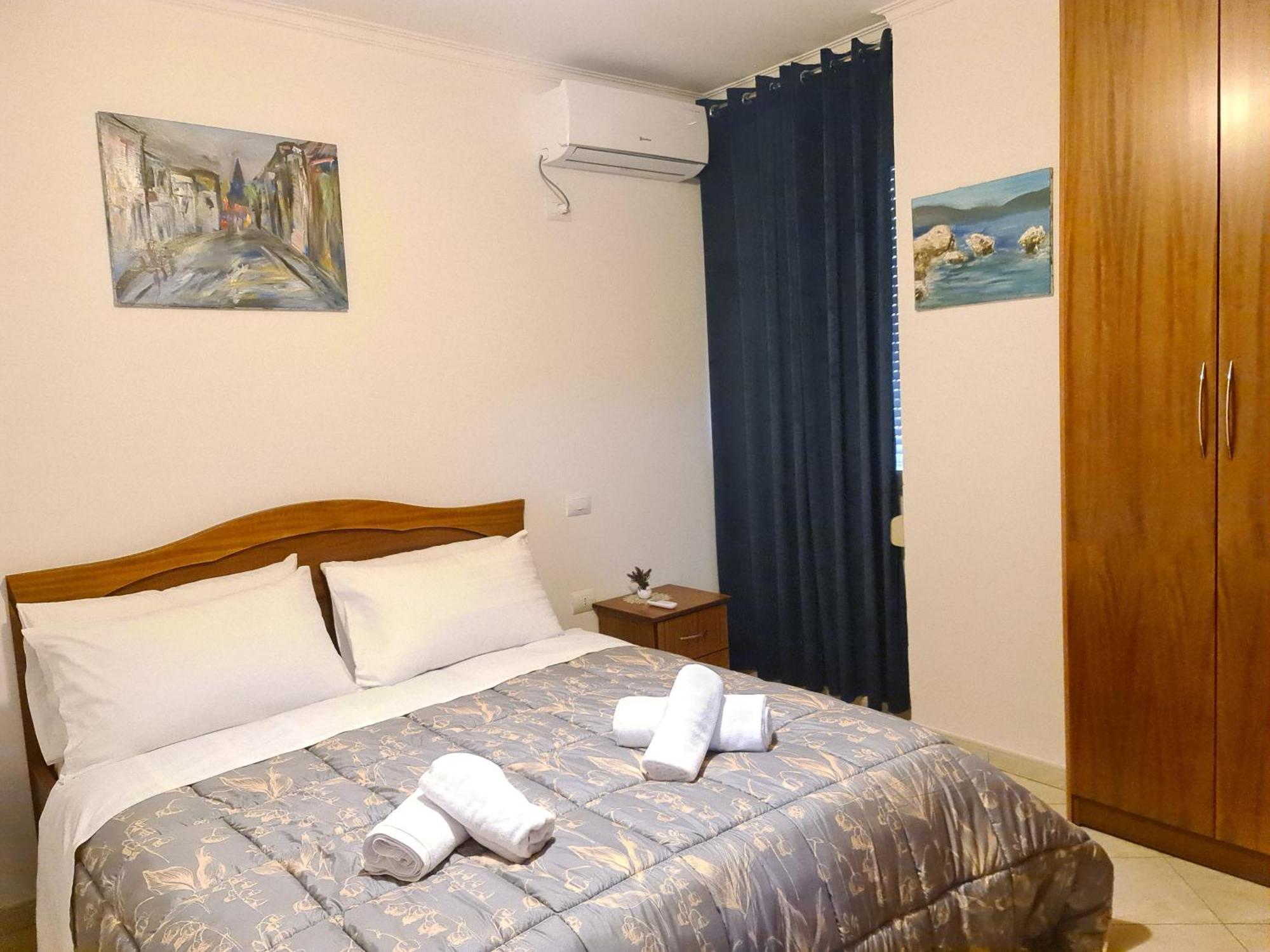 Erin Apartments Vlorë エクステリア 写真