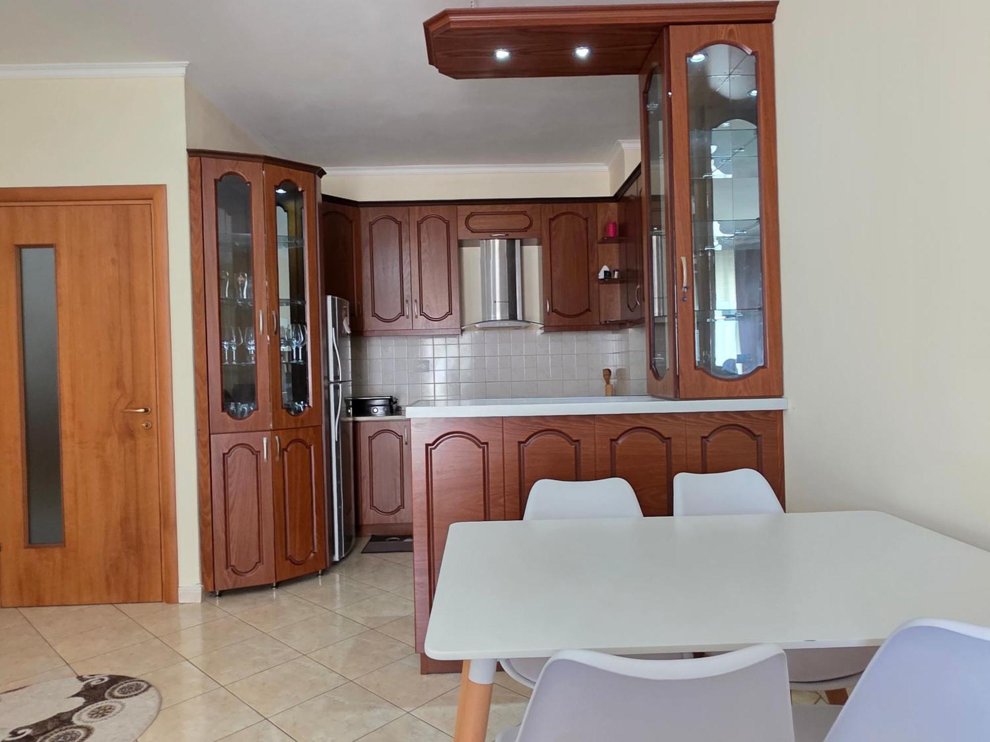 Erin Apartments Vlorë エクステリア 写真